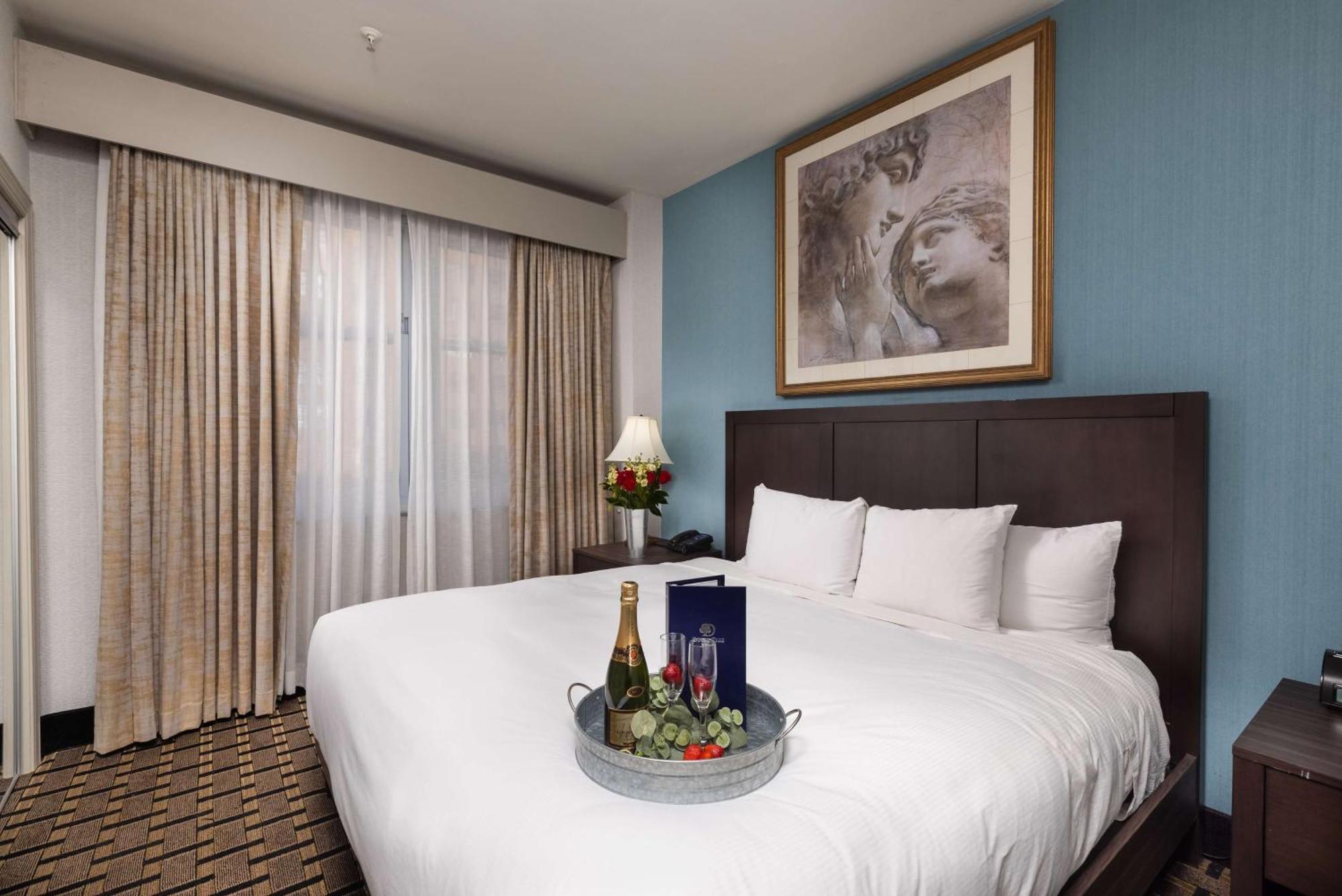 Inn At The Colonnade Baltimore - A Doubletree By Hilton Hotel Ngoại thất bức ảnh